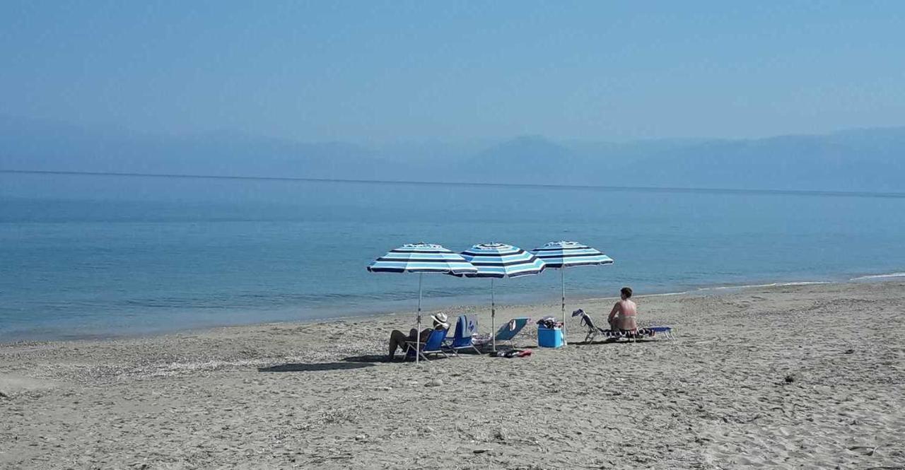 Elli Beach Apartments And Studios Almiros Beach 外观 照片