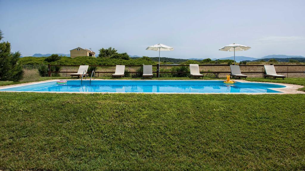Elli Beach Apartments And Studios Almiros Beach 外观 照片